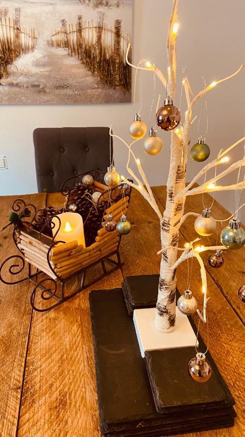 Nancie'S Place - Dartmouth Town Center With Private Parking - A Traditional Georgian Private Duplex Apartment - Beautifully Refurbished - Two Bedrooms, Bathroom, Kitchen And Lounge Diner Luaran gambar