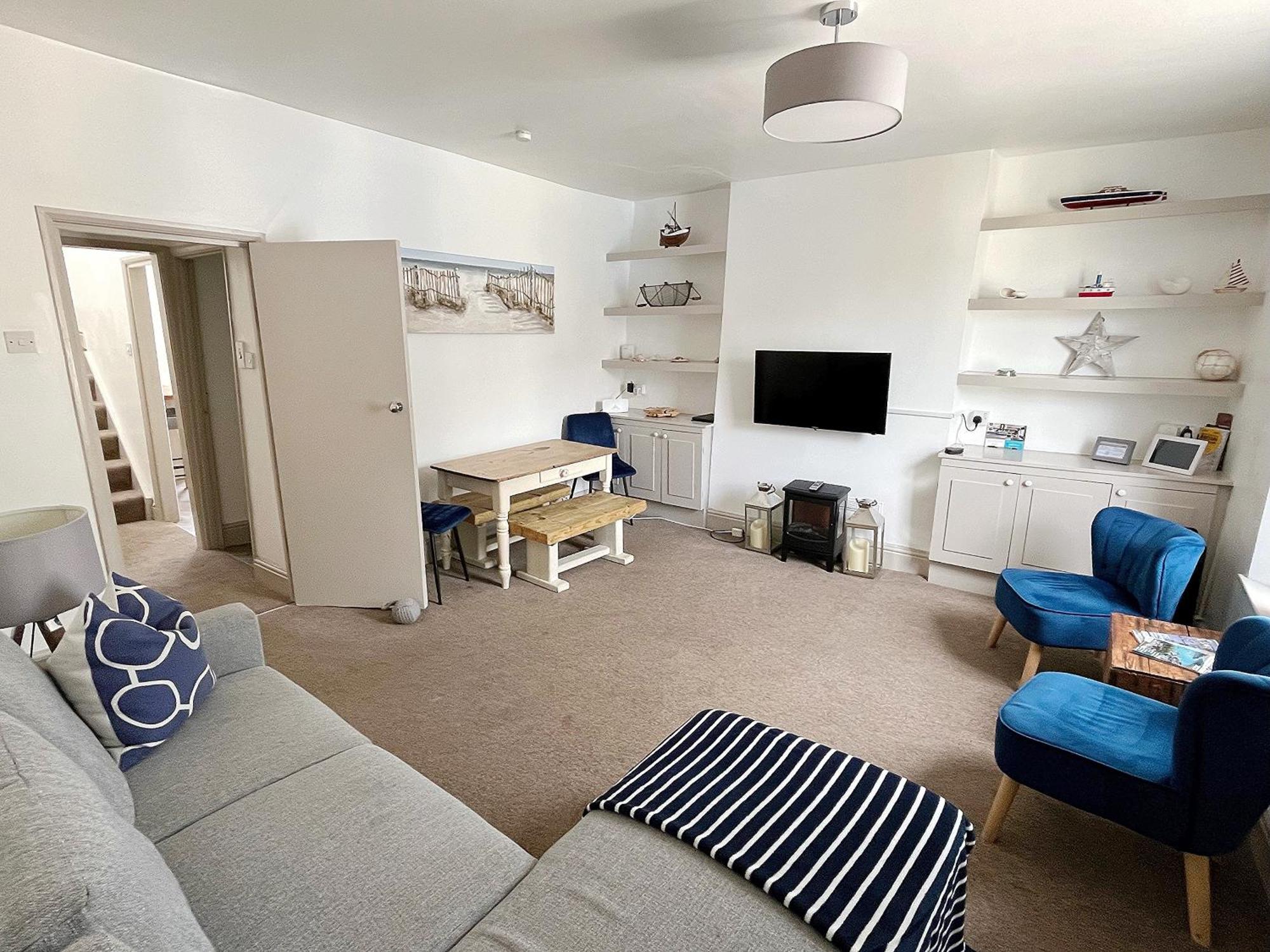 Nancie'S Place - Dartmouth Town Center With Private Parking - A Traditional Georgian Private Duplex Apartment - Beautifully Refurbished - Two Bedrooms, Bathroom, Kitchen And Lounge Diner Luaran gambar