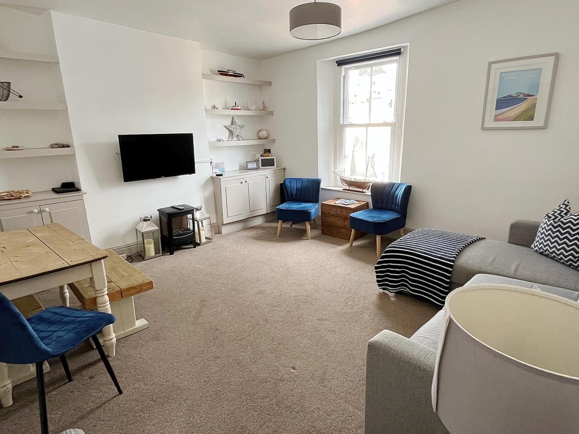 Nancie'S Place - Dartmouth Town Center With Private Parking - A Traditional Georgian Private Duplex Apartment - Beautifully Refurbished - Two Bedrooms, Bathroom, Kitchen And Lounge Diner Luaran gambar